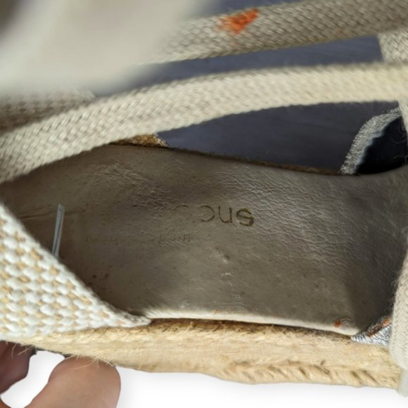 Andre Assous Striped Espadrille Wedges Size 7 - Picture 14 of 15